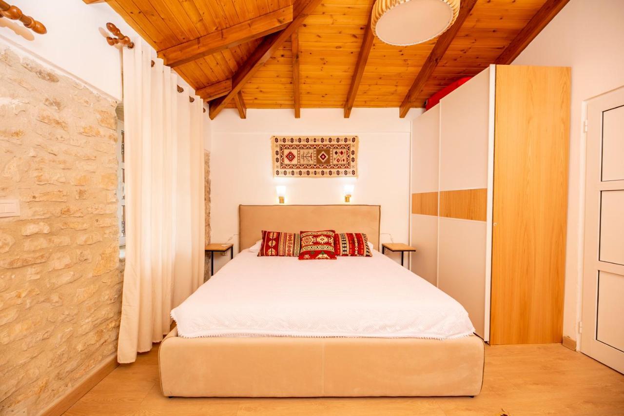 Vila Leon - Old Qeparo - 6 People 외부 사진