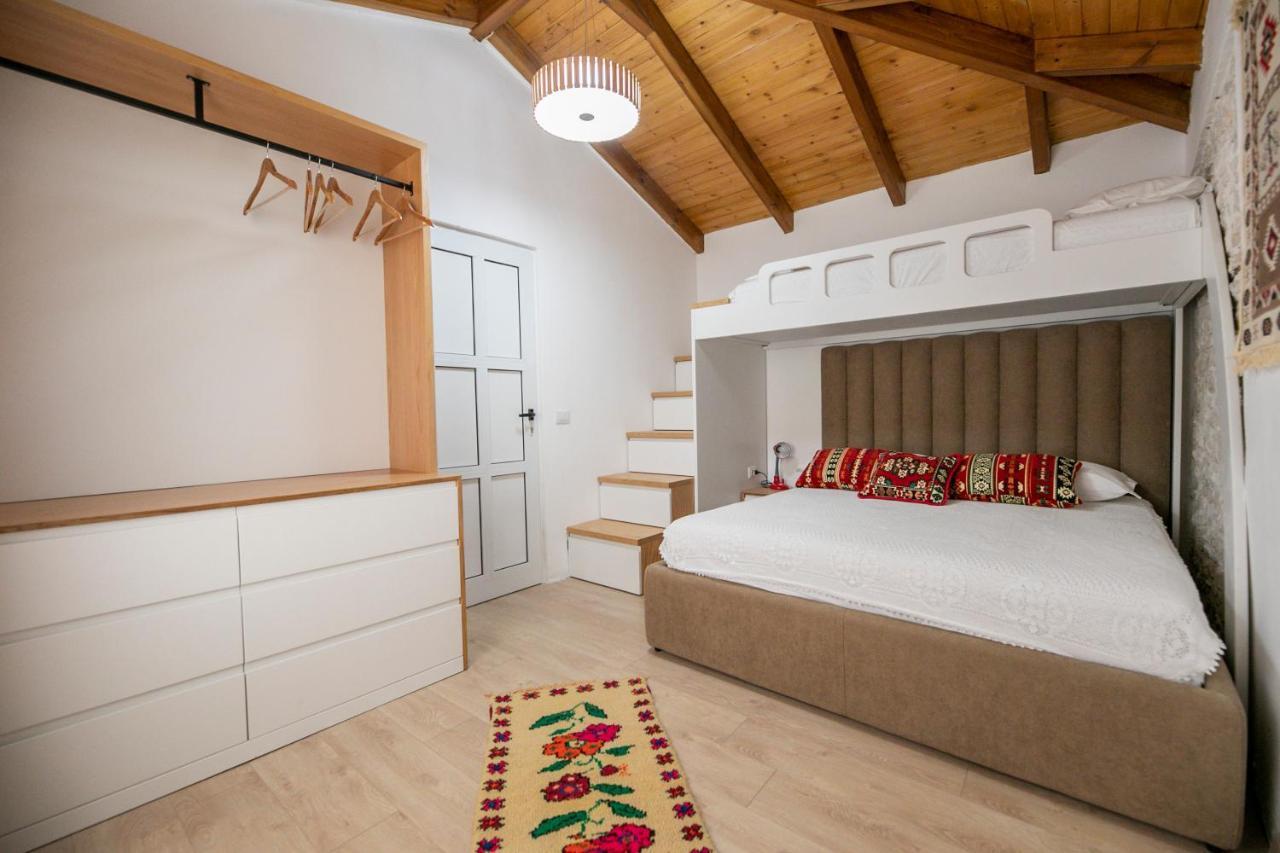 Vila Leon - Old Qeparo - 6 People 외부 사진